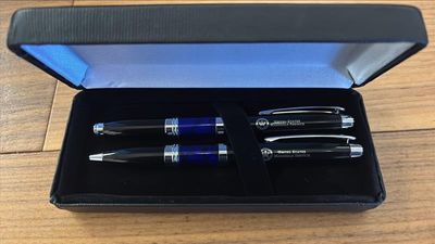 PEN SET with case